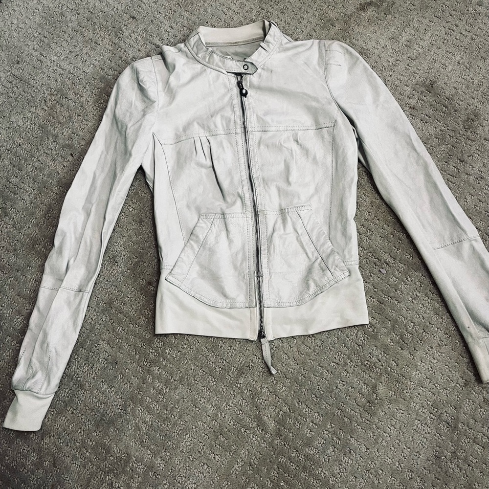 White Bomber Jacket with Stand-Up Collar and Streamlined Fit